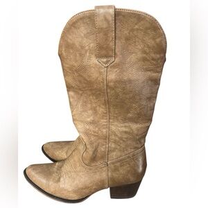 Roper women’s Nettie tan faux leather western cowboy boots